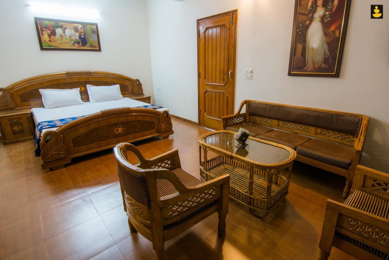 Livingstone 2Bhk Cozy Homestay In Kasauli Hills Exteriér fotografie